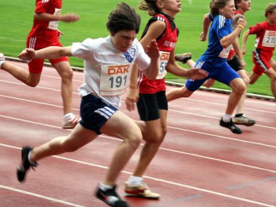 Kinder im Sprintlauf